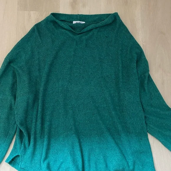 Old Navy Textured Plush Knit Funnel Neck Sweater - Picture 3 of 5